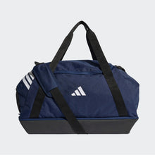 Lade das Bild in den Galerie-Viewer, TSV 66 Polling - TIRO DUFFLE BAG MEDIUM WITH BOTTOM COMPARTMENT (versch. Farben)
